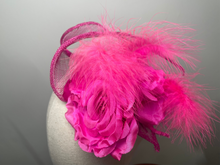 Load image into Gallery viewer, Fuchsia pink flower, feather fascinator.

